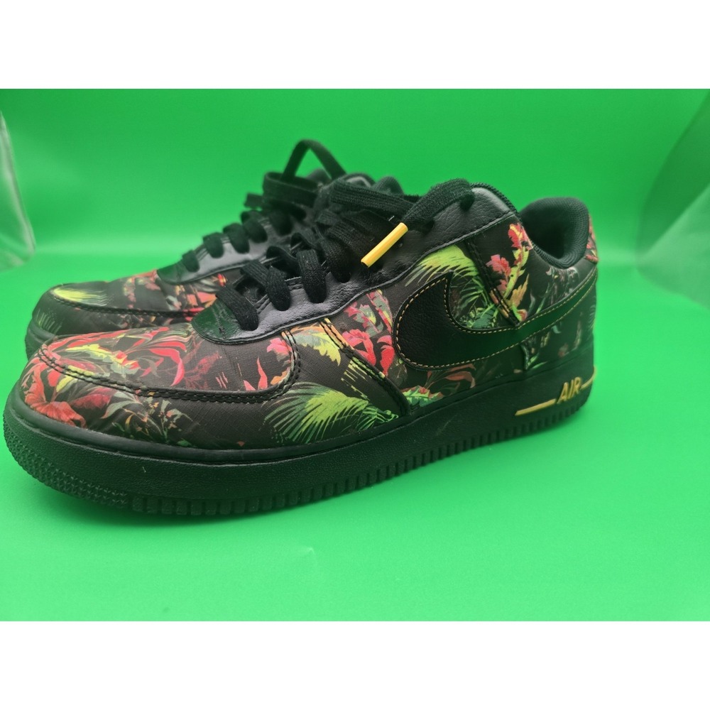 Size 10 - Nike Air Force 1 '07‎ LV8 Floral Pack